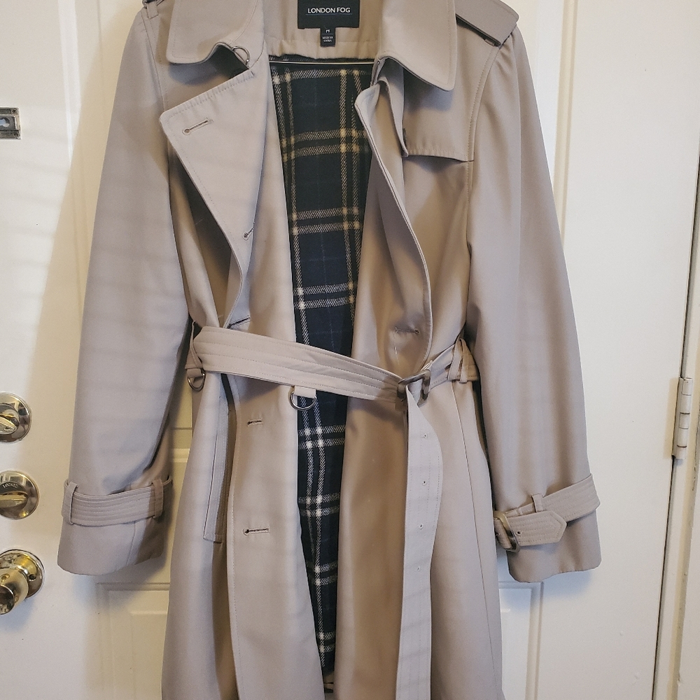 Trench coat